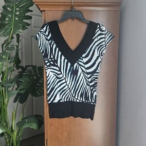 Cache Deep V Neck Zebra Animal Print Knit Top
